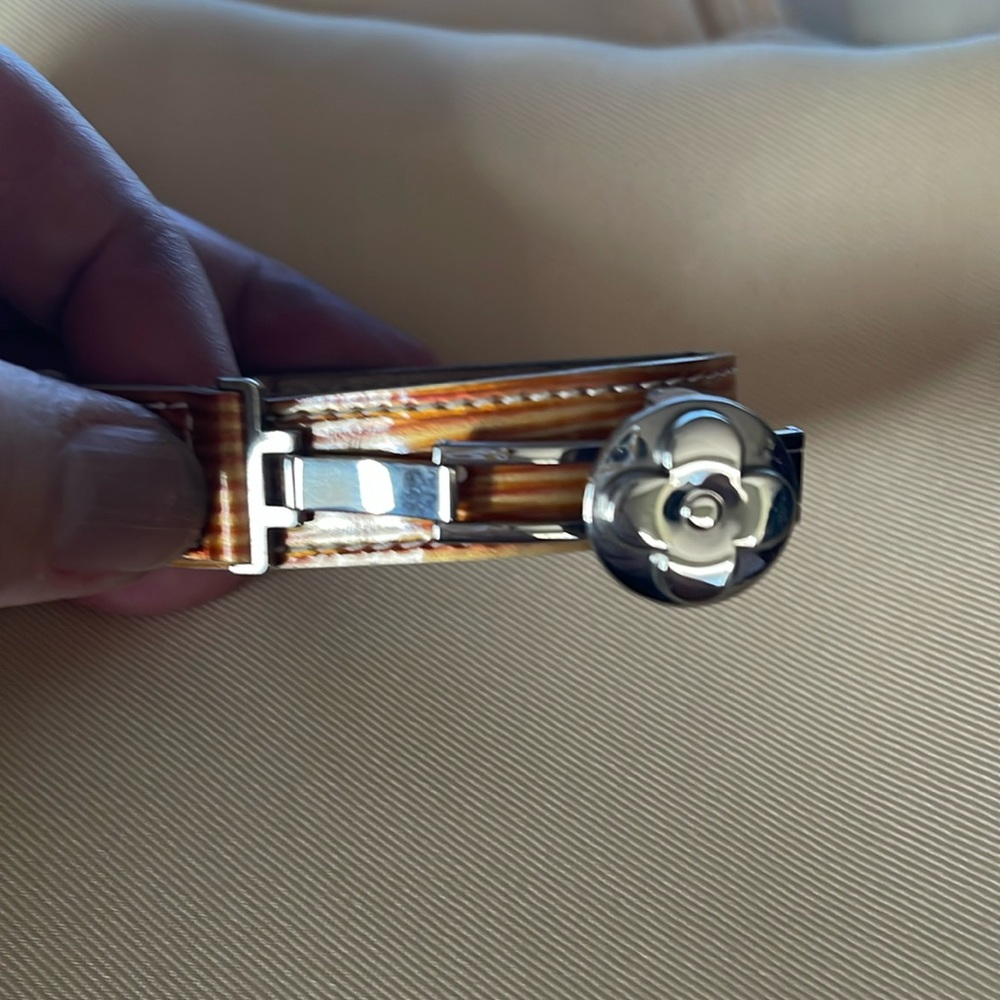 LV Wish flower bracelet